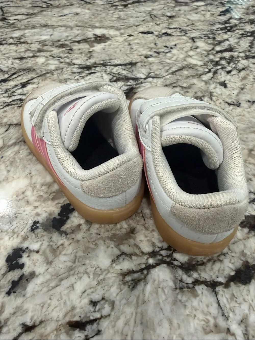 adidas Kids White and Beige Velcro Sneakers with Gum Sole and Pink Logo